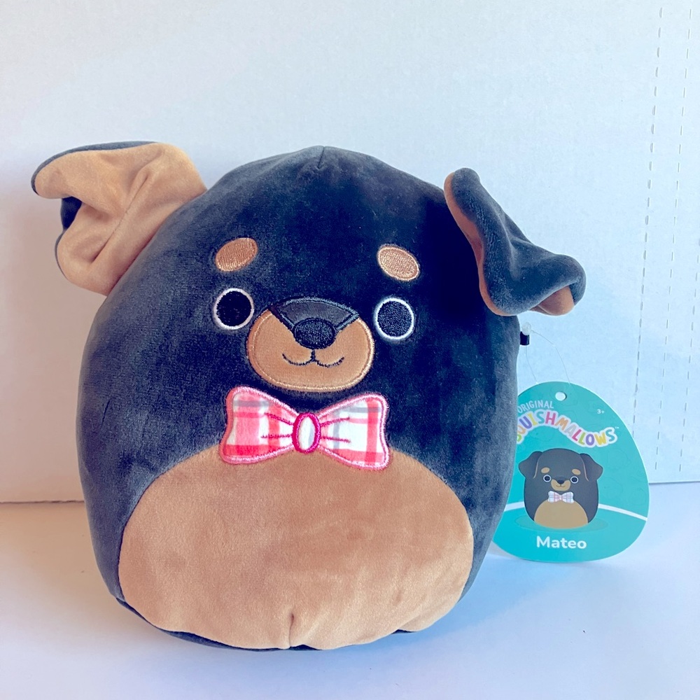 Squishmallow Mateo The Dog Rottweiler 8”